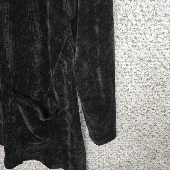 LOGO Lori Goldstein Top Womens Medium Black Chenille Sharkbite Hem Sweater‎ - Picture 2 of 7